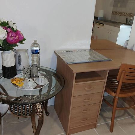 Charmant Studio - Ref Kp Montfermeil Εξωτερικό φωτογραφία